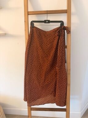 Women’s Polka Dot Wrap Skirt